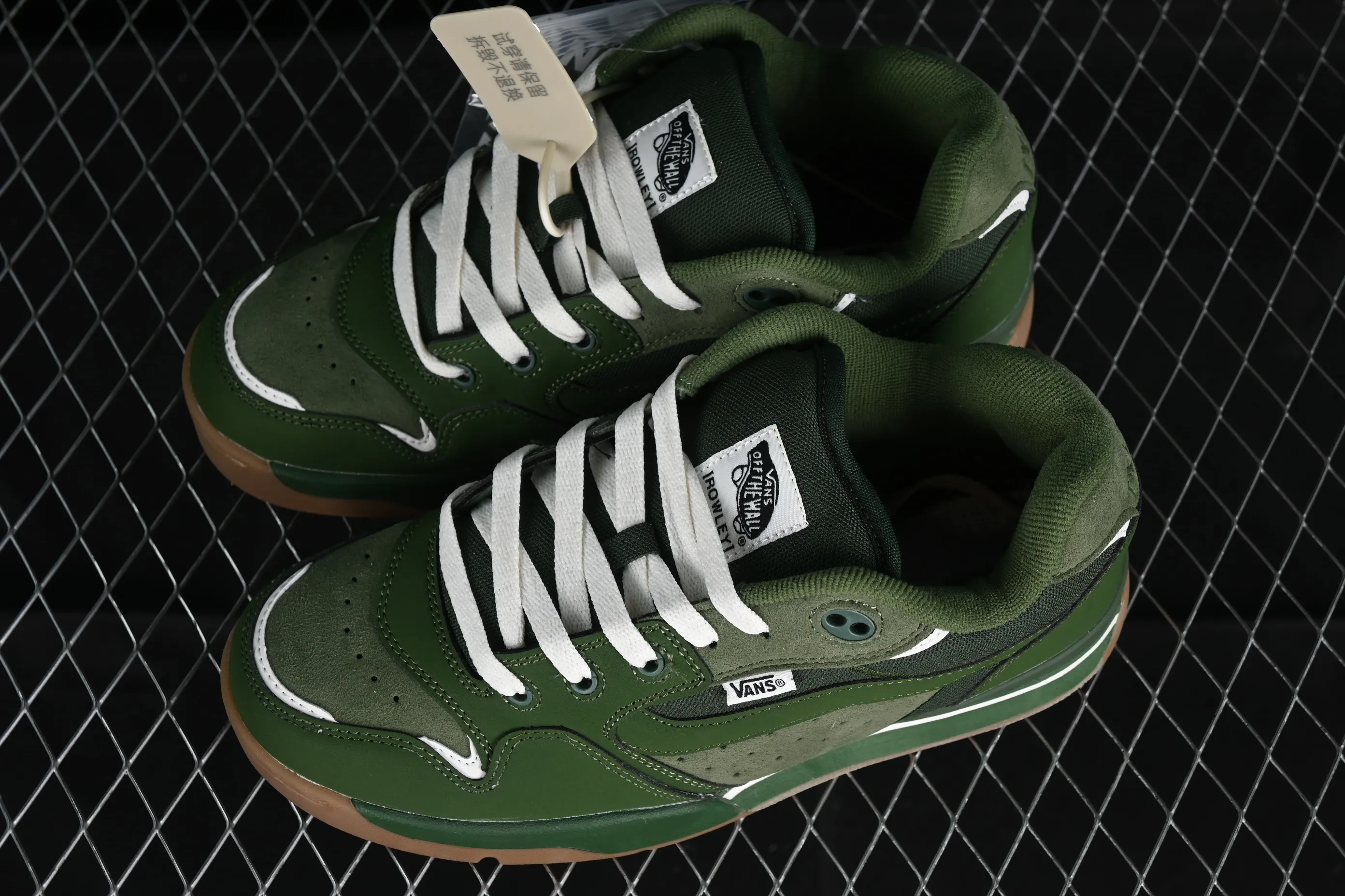 All categories Vans Vans series Vans Mid Vans China Vans Rowley XLT series Vans official shock-absorbing and wear-resistant retro skateboard shoes VN000E21BXU